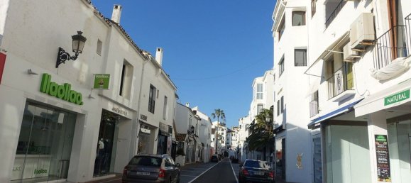100m² Commercial property in Marbella, Spain No. 131521 10