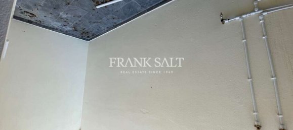 Bureau à Msida, Malta No. 13164 2