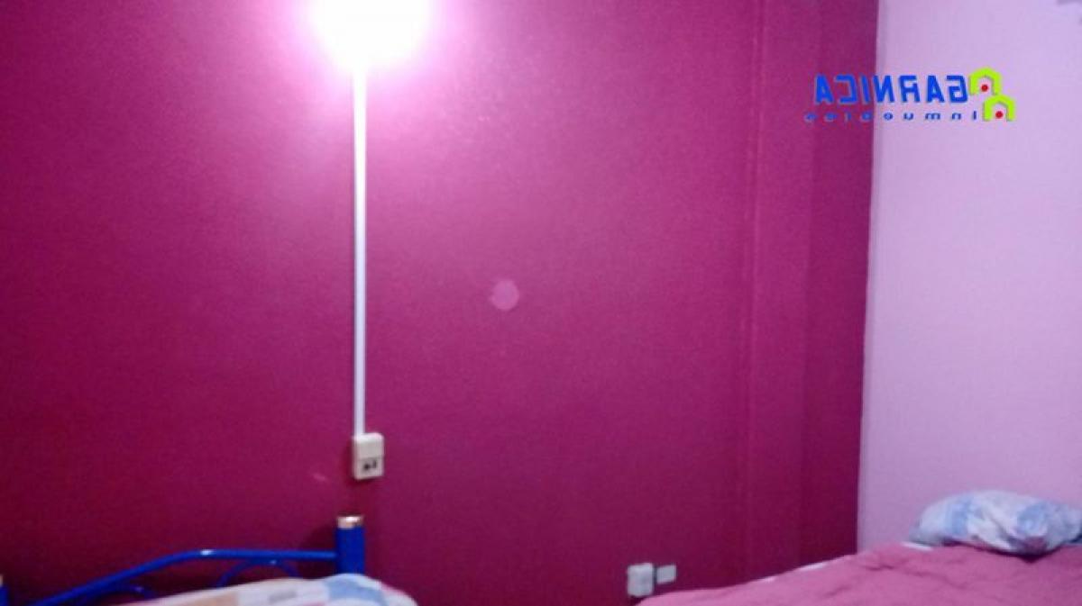 Дом с 2 спальнями в Морон, Аргентина № 80245