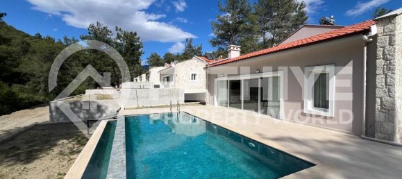 Villa de 3+1 en Fethiye, Turkey No. 22775 6