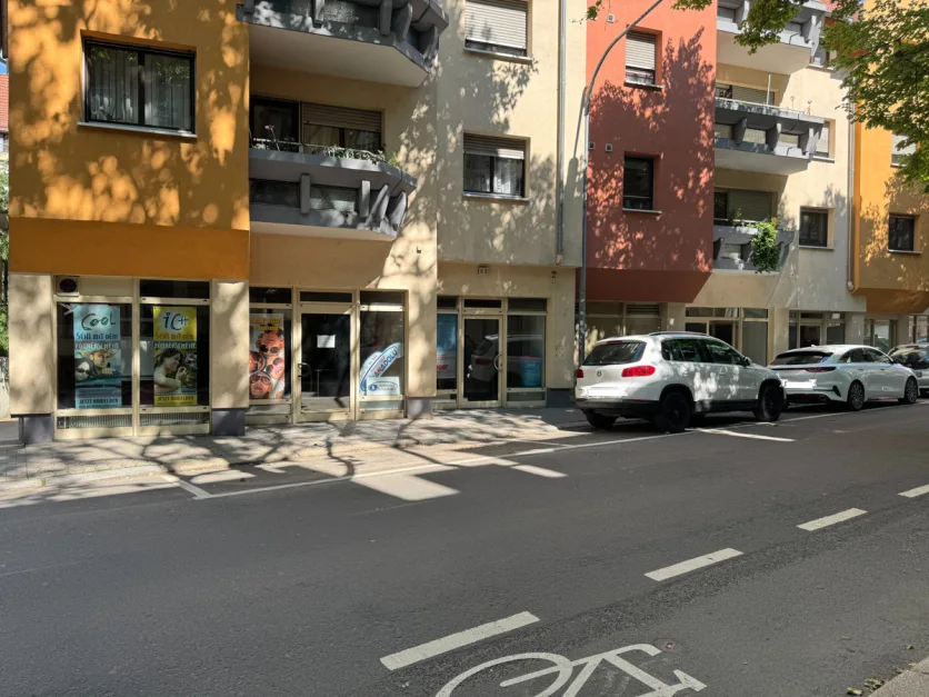 Propriété commerciale à Worms, Germany 159m² No. 81174