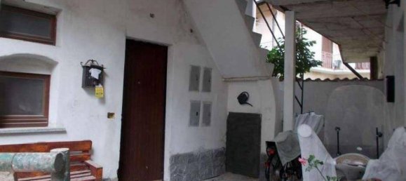 6 chambres Appartement à Gazzada Schianno, Italy No. 281679 2