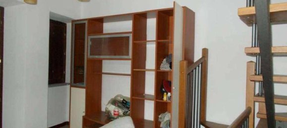 6 chambres Appartement à Gazzada Schianno, Italy No. 281679 5