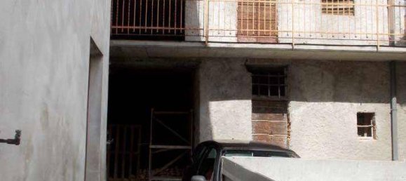 6 chambres Appartement à Gazzada Schianno, Italy No. 281679 9