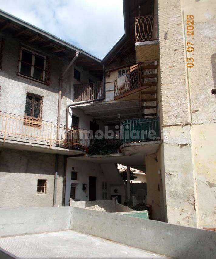 6 chambres Appartement à Gazzada Schianno, Italy No. 281679