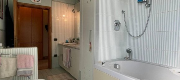 3 bedrooms Apartment in Empoli, Italy No. 82596 15