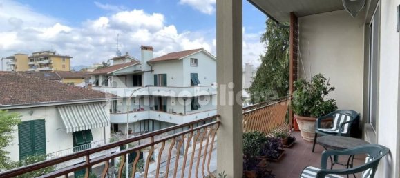3 bedrooms Apartment in Empoli, Italy No. 82596 9