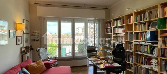 3 bedrooms Apartment in Empoli, Italy No. 82596 2