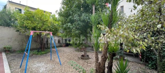 3 bedrooms Apartment in Empoli, Italy No. 82596 27