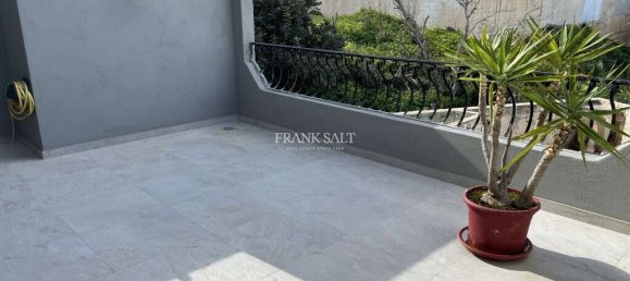 3 غرف نوم طابقين في Swieqi, Malta رقم 6452 14