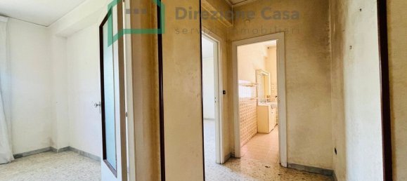 4 rooms Apartment in Casoria, Italy No. 20695 17