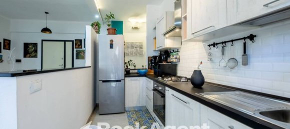 1 bedroom Apartment in Rome, Italy No. 335881 6