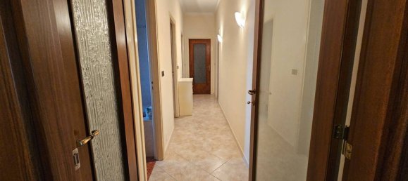 3 Schlafzimmer Wohnung in Turin, Italy, Nr. 296373 12
