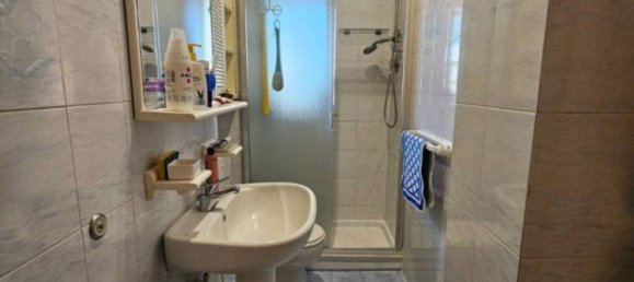 3 Schlafzimmer Wohnung in Turin, Italy, Nr. 296373 16