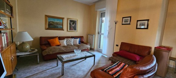 3 Schlafzimmer Wohnung in Turin, Italy, Nr. 296373 5