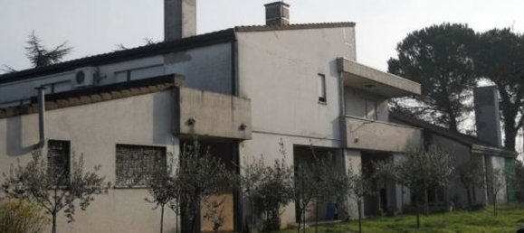 Apartamento de 17 divisões em Padua, Italy N.º 11237 3