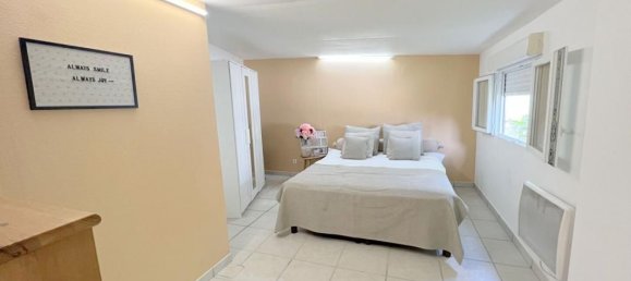 Casa de 1 dormitorio en Le Blanc-Mesnil, France No. 183073 3