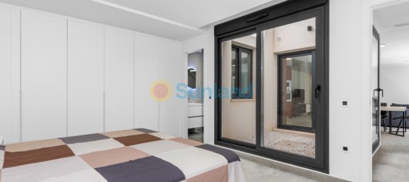 5 bedrooms House in San Miguel de Salinas, Spain No. 59065 34