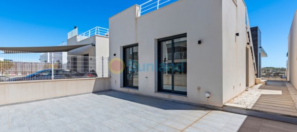 5 bedrooms House in San Miguel de Salinas, Spain No. 59065 5