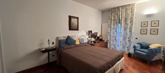 10 rooms Penthouse in Perugia, Italy No. 237372 32