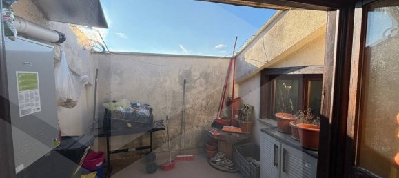 Квартира с 2 комнатами в Авеццано, Италия № 22820 5