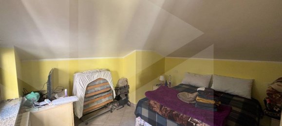 Квартира с 2 комнатами в Авеццано, Италия № 22820 9