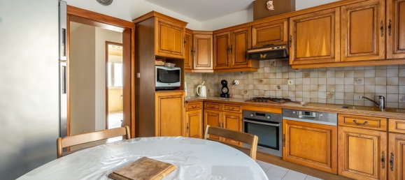 3 bedrooms Townhouse in Roussy-le-Village, France No. 86262 2