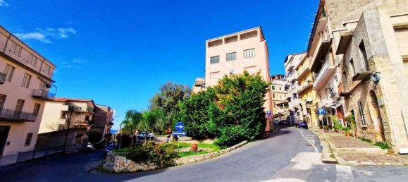 Квартира с 5 комнатами в Четраро, Италия № 111136 25