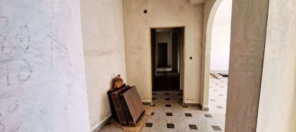 Квартира с 5 комнатами в Четраро, Италия № 111136 4