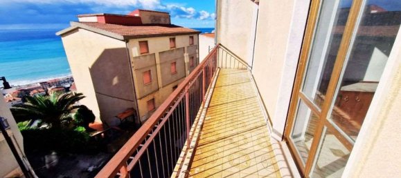 Квартира с 5 комнатами в Четраро, Италия № 111136 11