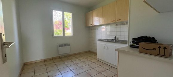 3 bedrooms House in Avord, France No. 75210 5