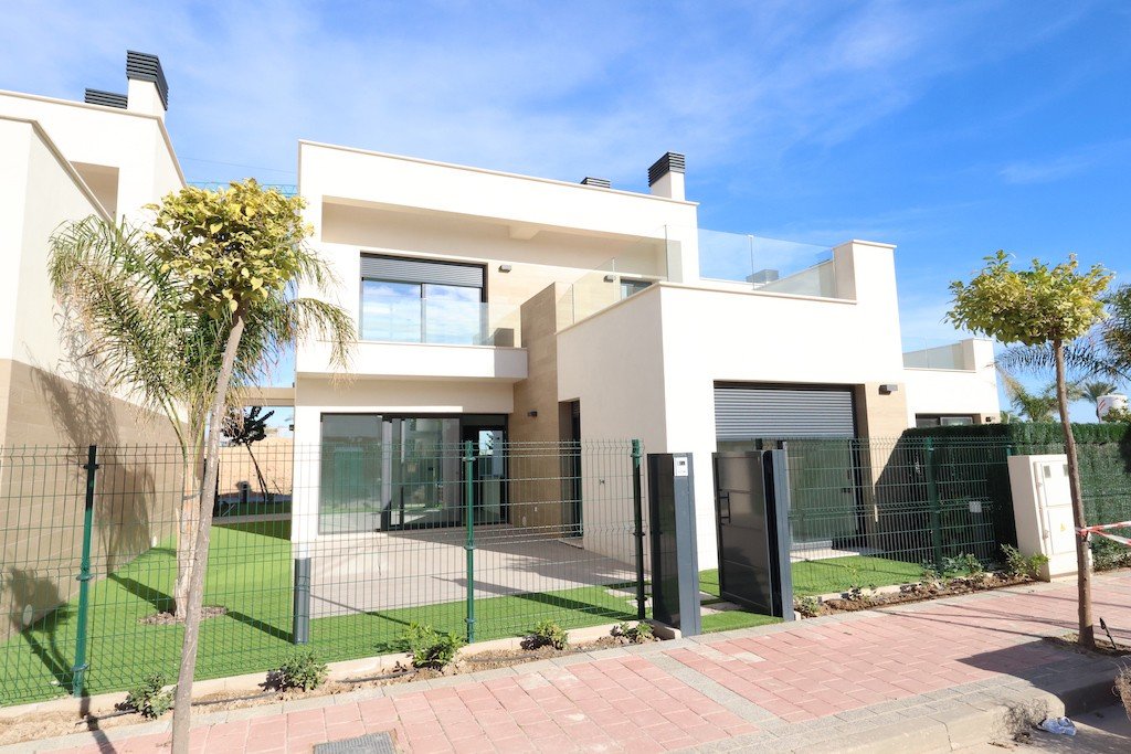 3 bedrooms Villa in Los Alcazares, Spain No. 290836