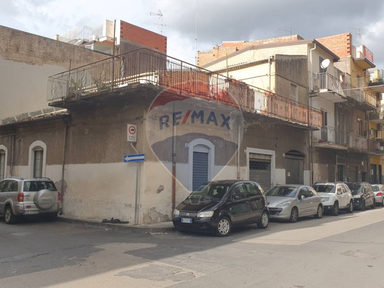 Casa de 3 dormitorios en Paternò, Italy No. 362014