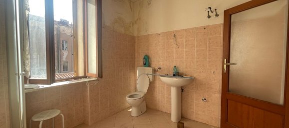 2-salle Appartement à Alghero, Italy No. 223223 17