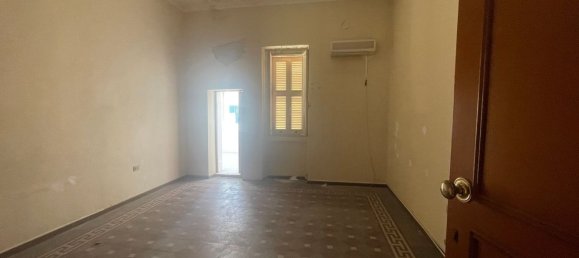 2-salle Appartement à Alghero, Italy No. 223223 3