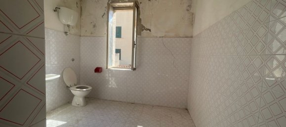 2-salle Appartement à Alghero, Italy No. 223223 8