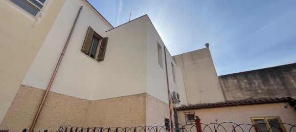2-salle Appartement à Alghero, Italy No. 223223 26