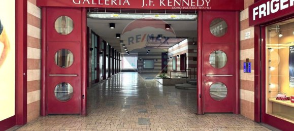 1-salle Propriété commerciale à Seregno, Italy No. 295045 20