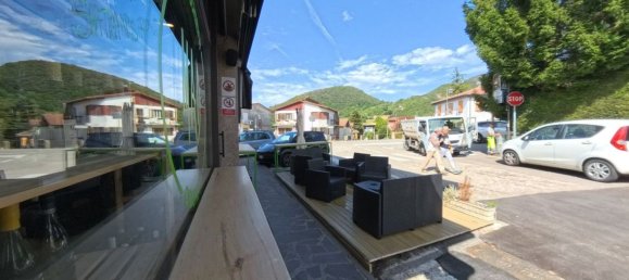 100m² Commercial property in Teolo, Italy No. 303428 24