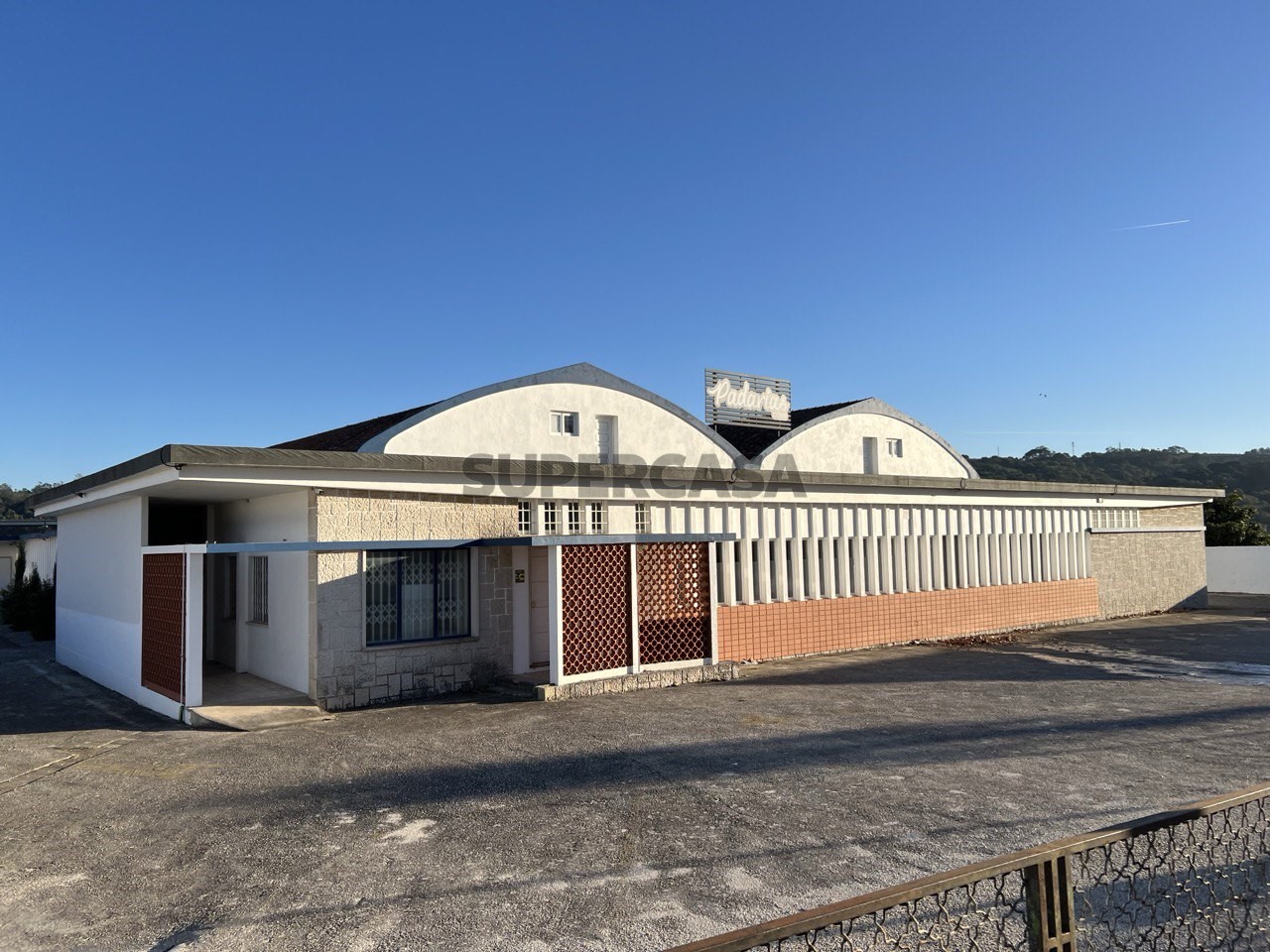 1548m² Commercial property in Obidos, Portugal No. 155836