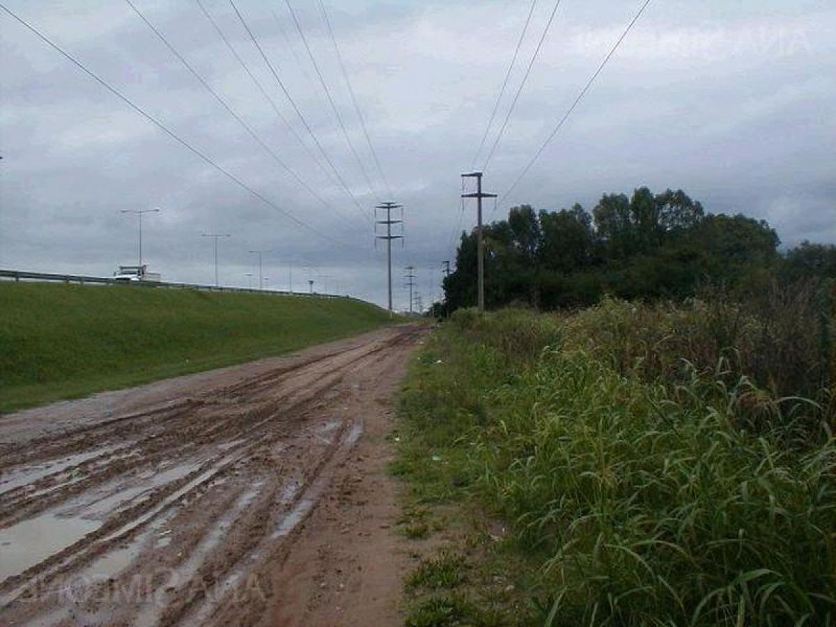  Land in Pilar, Argentina No. 116035