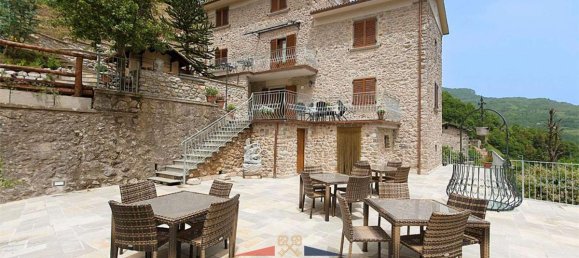 Вилла с 14 спальнями в Фаббрике ди Валлико, Италия № 521 4