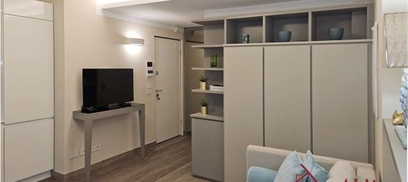 Квартира с 2 спальнями в Алассио, Италия № 319230 7