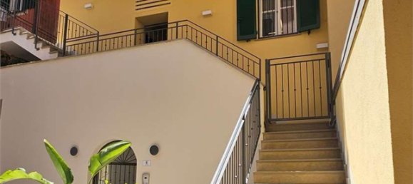 Квартира с 2 спальнями в Алассио, Италия № 319230 18