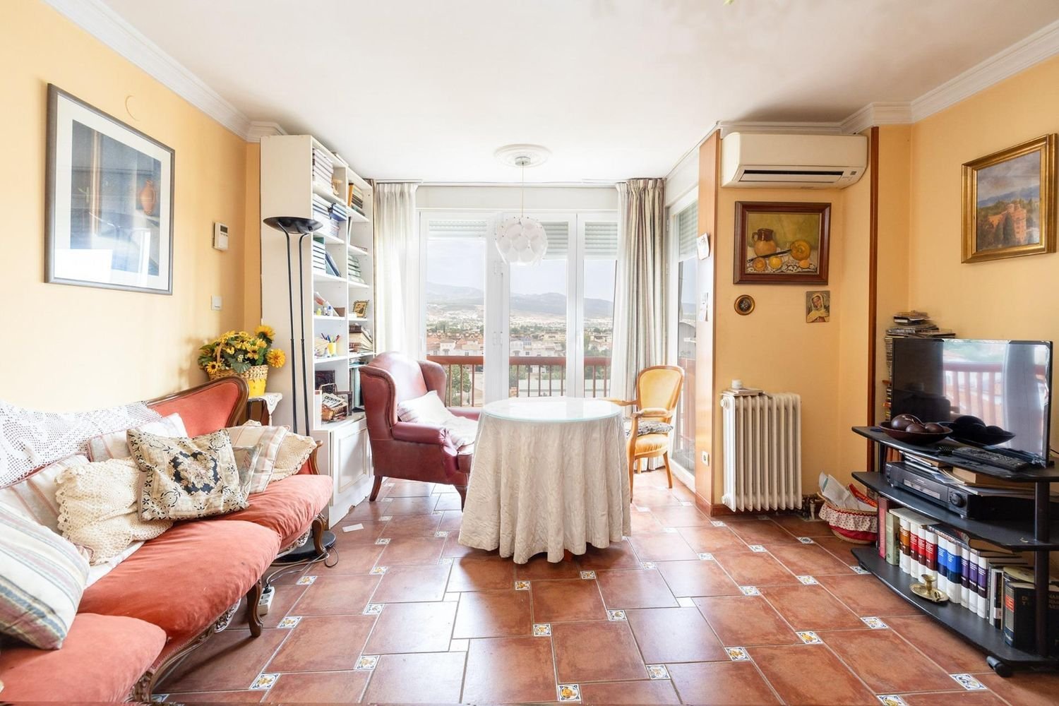 3 bedrooms Apartment in Granada, Spain No. 134235