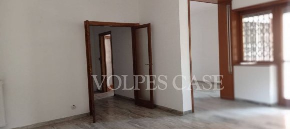 5 rooms Apartment in Rome, Italy No. 110808 12