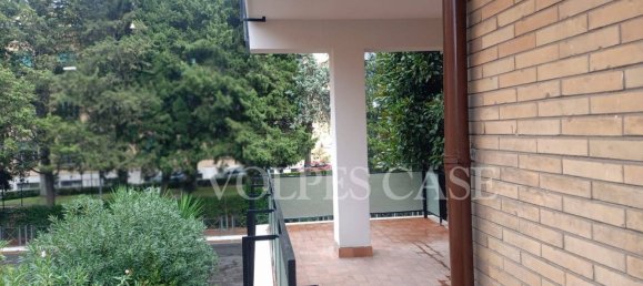5 rooms Apartment in Rome, Italy No. 110808 15