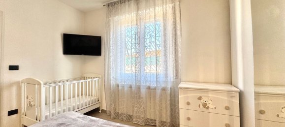 4 rooms Apartment in Ponsacco, Italy No. 37873 15