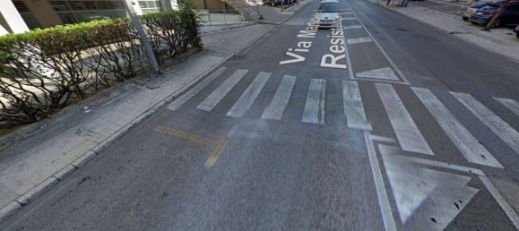 4 rooms Apartment in Ancona, Italy No. 293988 3