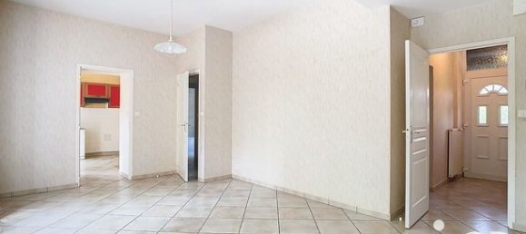 Casa de 2 dormitorios en Coueron, France No. 281132 8